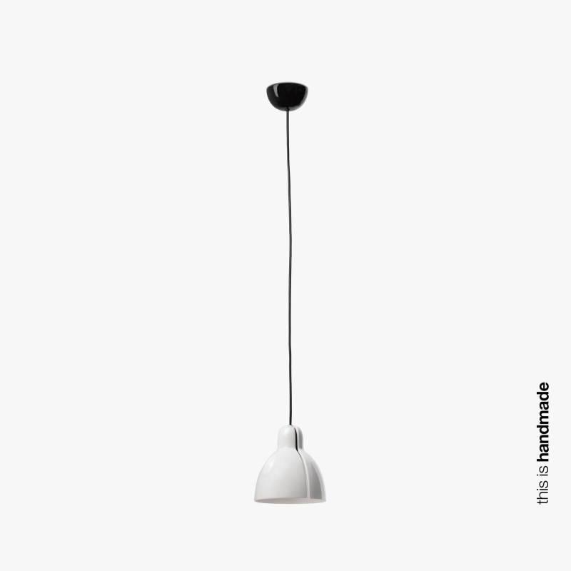 Lampe de plafond en acier E27 noir brillant YEBLES