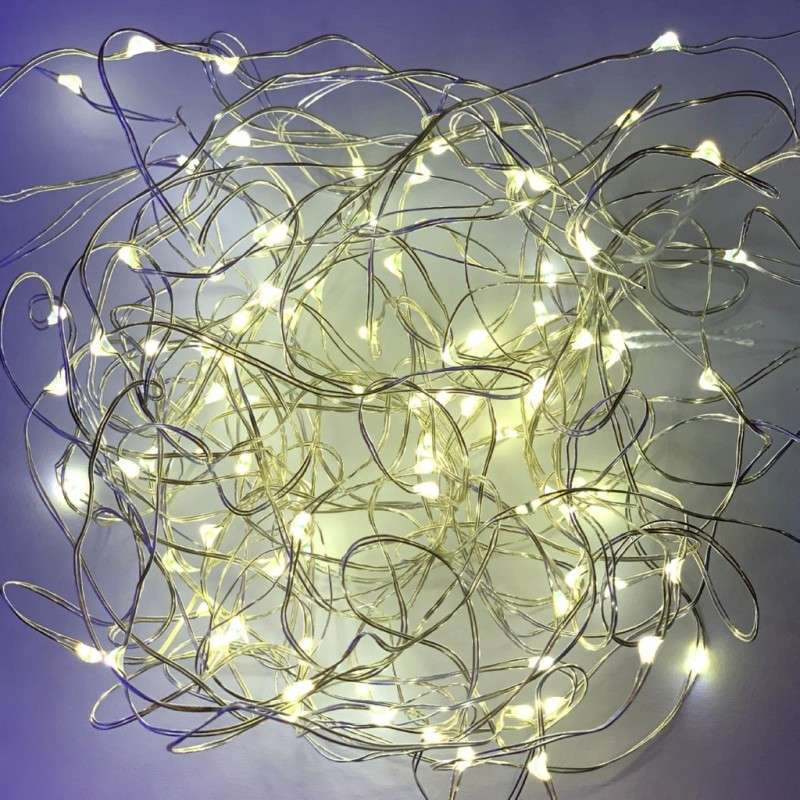 Guirlande lumineuse à 20 LED grain de riz et fonctionnant à piles