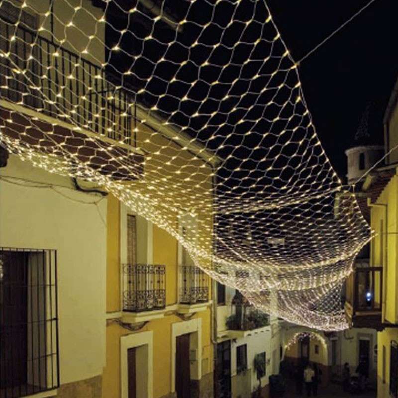 200 LED rouges, lumière chaude, câble blanc, utilisation extérieure, 200x100.