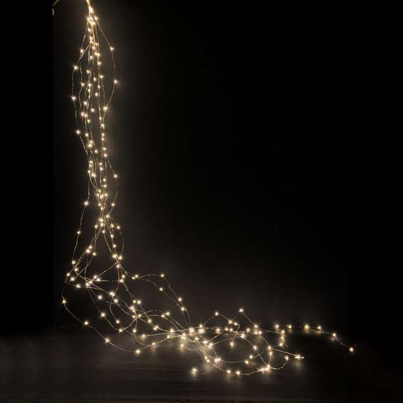 Cascade de 500 LEDs fixes pour l'extérieur, lumière chaude et longueur de 260 cm.