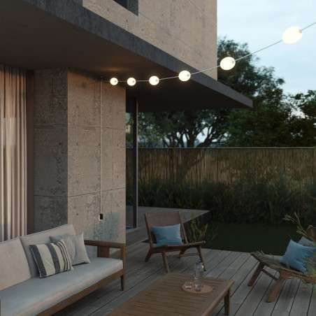 Guirlande linéaire d'extérieur avec six lumières longueur totale 9 mètres