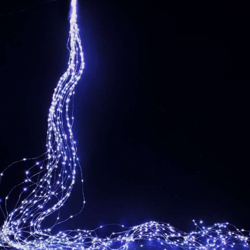 Cascade 960 LEDs fixes lumière bleue extérieure longueur 700 cm.