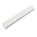 Support en métal de couleur blanche, 300mm de longueur x 50mm de largeur.