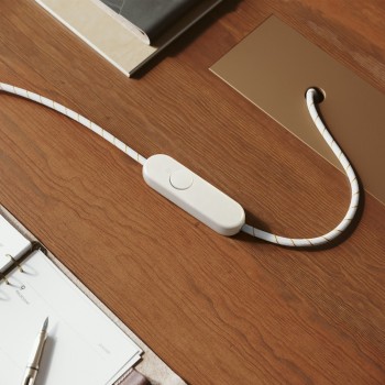 Régulateur tactile universel pour lampes de table LED et incandescentes