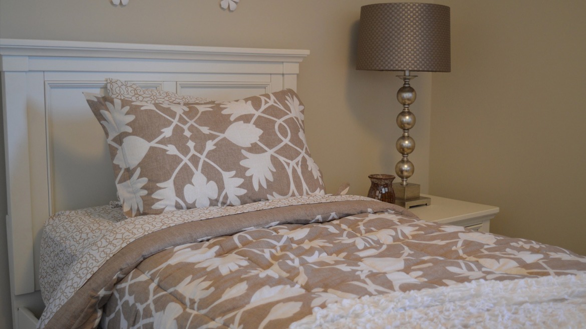 Contrepoids, bases et pieds pour lampes