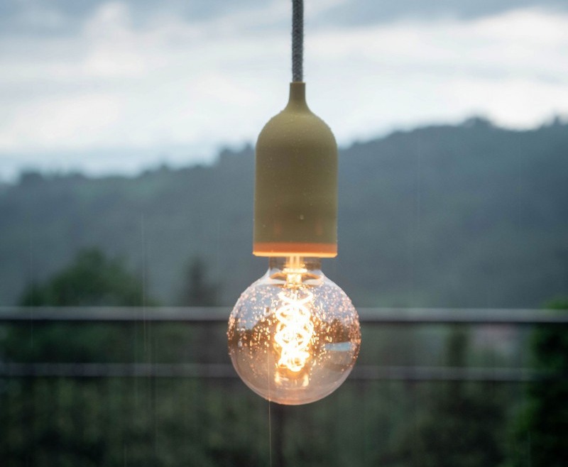 Éclairez votre jardin ! Créez une lampe extérieure avec les pièces de rechange et les accessoires d'Accessoires Pour Lampes